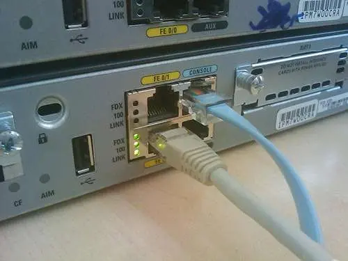 Đọc đèn LED cổng và chế độ Cisco 2960 Đọc đèn LED cổng và chế độ Cisco 2960