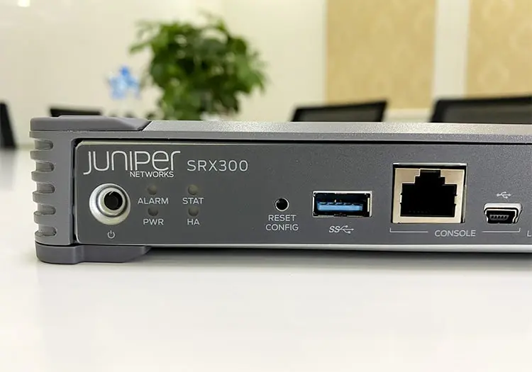 Juniper SRX300-SYS-JB - Thiết bị tường lửa Juniper SRX300-SYS-JB chính hãng