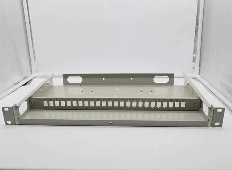 Hộp ODF 24FO lắp đầy đủ phụ kiện Hộp ODF 24FO lắp đầy đủ phụ kiện