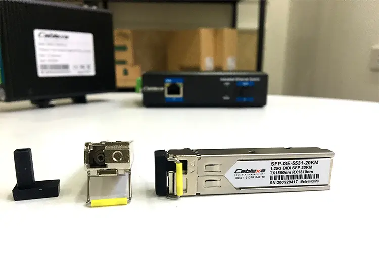 Module SFP-GE-5531-20KM SFP-GE-5531-20KM - Module SFP-GE-5531-20KM (Module quang 1G 20KM 1 sợi - P/N: SFP-GE-5531-20KM 3)
