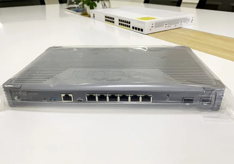 Thiết bị tường lửa Juniper SRX300-SYS-JB chính hãng