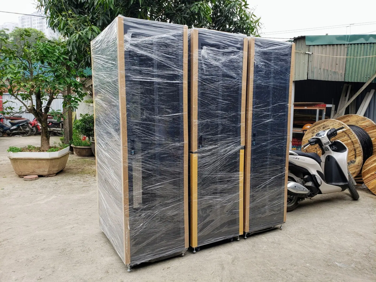 Tủ rack 36u sâu D1000 - Tủ rack 36U D1000, tủ rack Server chuyên dụng