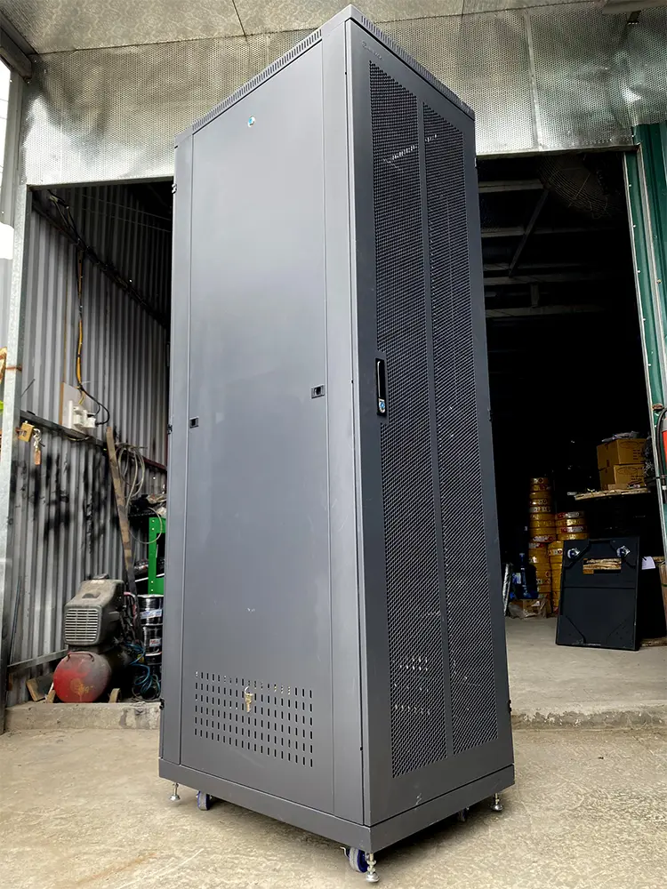 Tủ rack 42u sâu D600, tủ rack Server chuyên dụng Tủ rack 42u sâu D600 - Tủ rack 42u sâu D600, tủ rack Server chuyên dụng