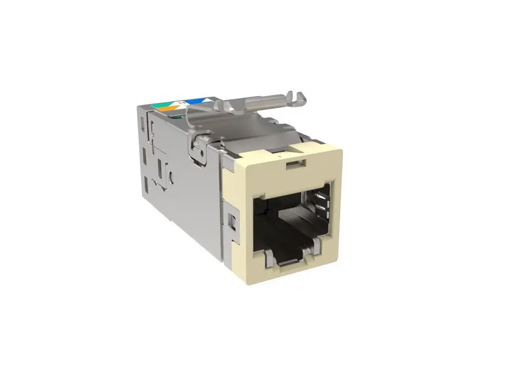 Nhân mạng Cat6A CommScope SLX giá 255.000 đ cho tuyến 10 Gbps